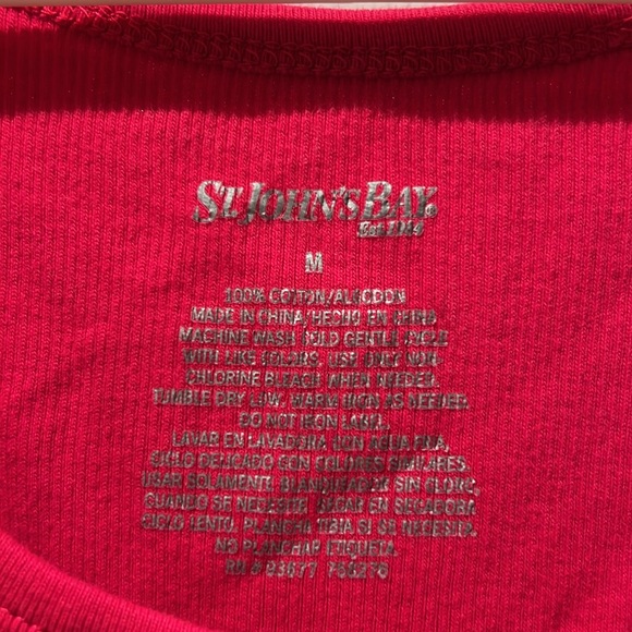 (2) Medium St. John’s Bay Ribbed Tanks - Coral and Magenta - Picture 3 of 5